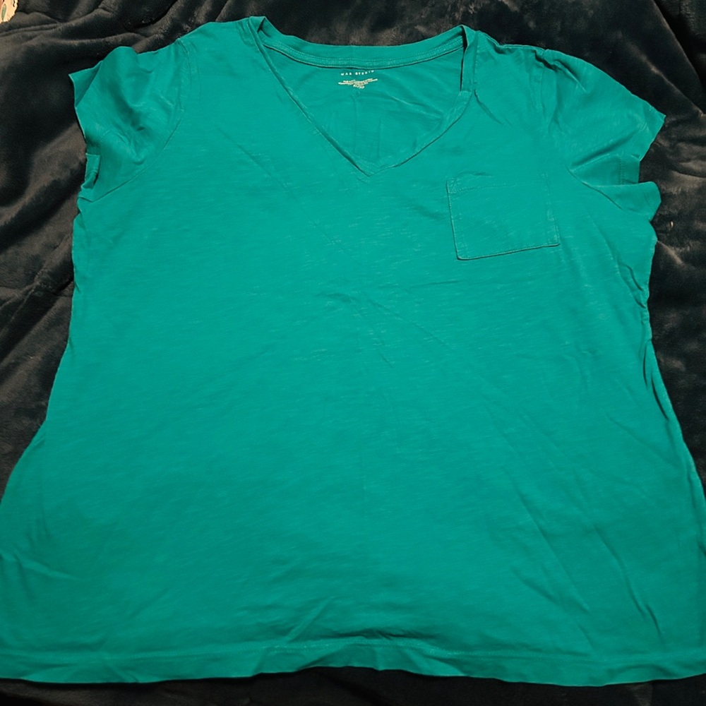 Turquoise Max Studio XL tee